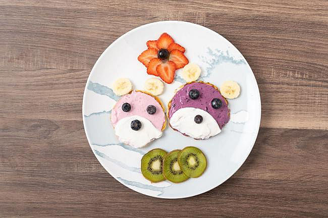 ilustrační obrázek: lákavě servírované jídlo pro děti