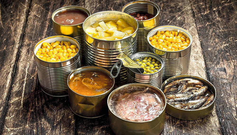 Příklady kovových konzervových obalů